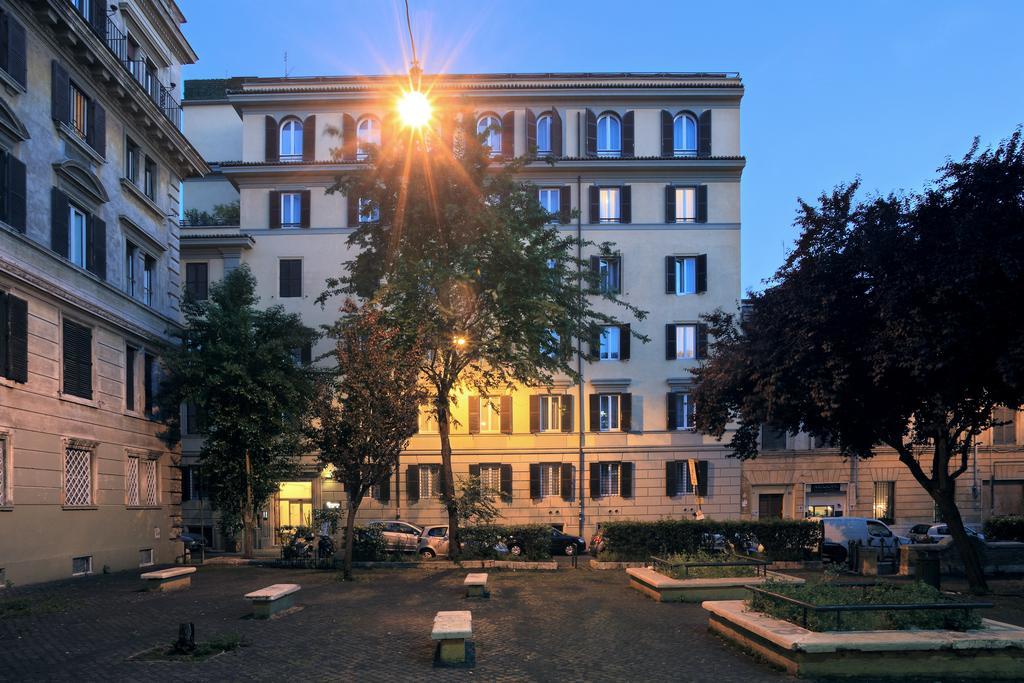 Trianon Borgo Pio Aparthotel Rome Extérieur photo